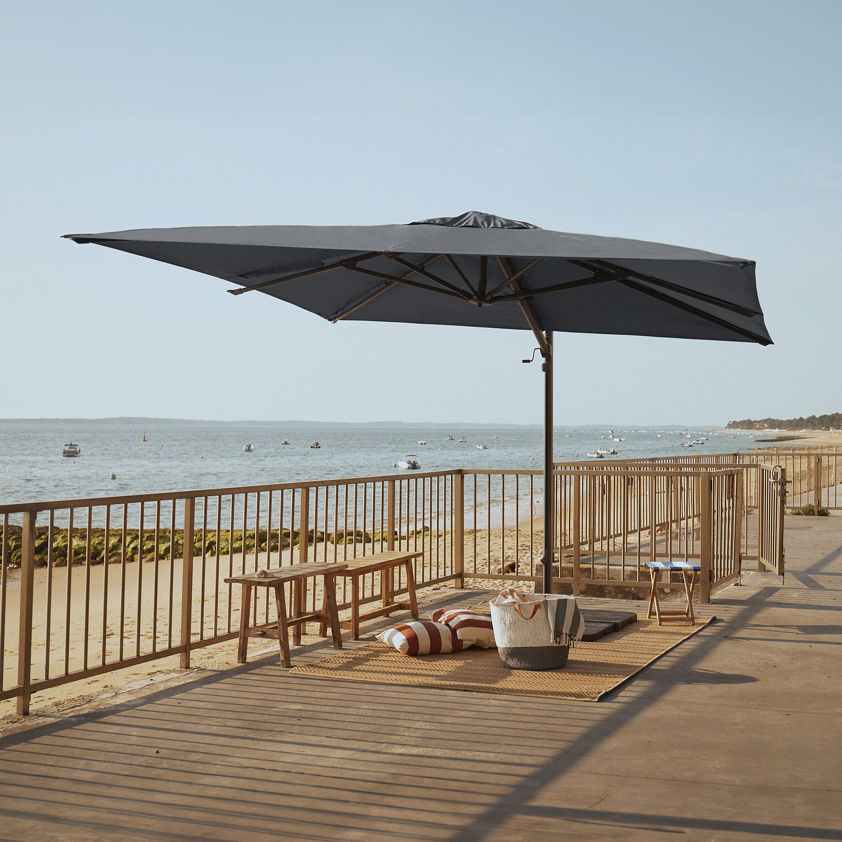 Sombrilla excentrica antiviento Mistral 3x3m - Estructura gris antracita
