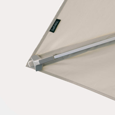 Sombrilla excentrica antiviento Mistral 3x3m - Estructura gris claro